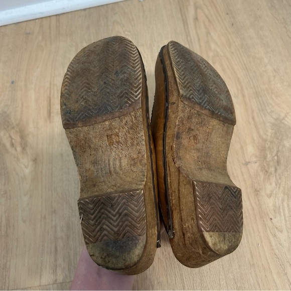 MIA Vintage Brown Leather Woven Wooden Clog Slip-On Women’s Size 40 EU/ 9.5 US - Picture 6 of 8